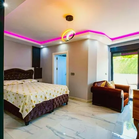 Peaceful Villas-luxury فيلة
